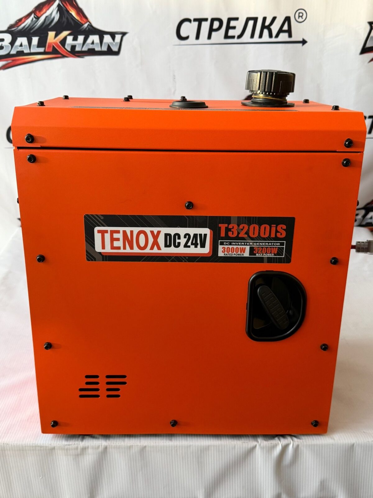 11099395831 Инверторный бензиновый генератор Tenox 3200W 3.2 кВт 24 В — изображение 1